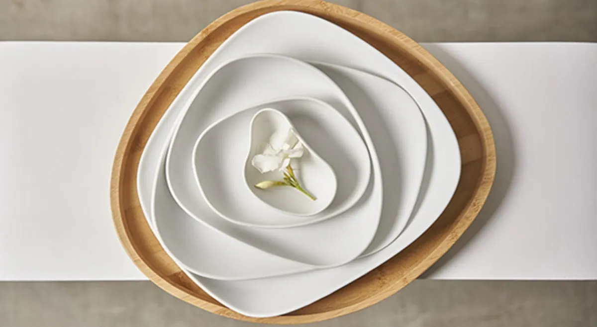 Assiette blanc porcelaine 33,5x12 cm Yayoi - COOKPLAY