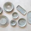 Assiette à bord droit rond gris grès émaillé Ø 22 cm Tropic - ACCOLADE Outlet