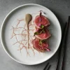 Assiette à bord droit rond rose porcelaine vitrifiée Ø 21 cm Kintsugi Corail - CHURCHILL