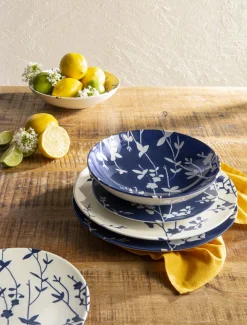 ESSENTIALS COLLECTION Assiette coupe creuse rond bleu porcelaine Ø 21 cm Flora Clearance