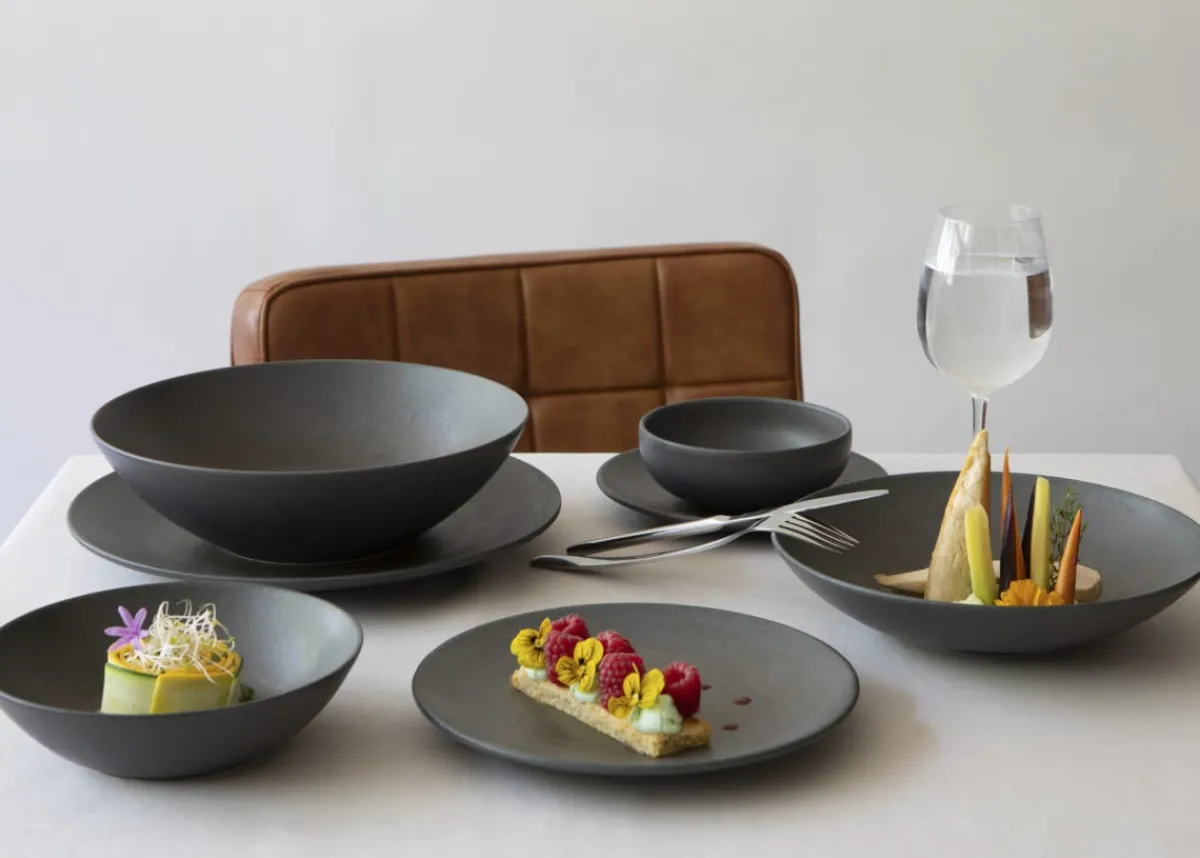 Assiette coupe creuse rond gris brun grès émaillé Ø 17 cm Enigma - ACCOLADE