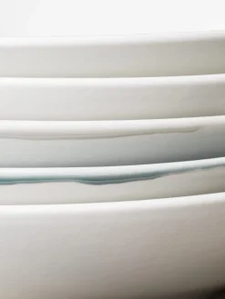 REVOL Assiette coupe à fond plat rond Linen porcelaine culinaire Ø 24 cm Confluence Discount