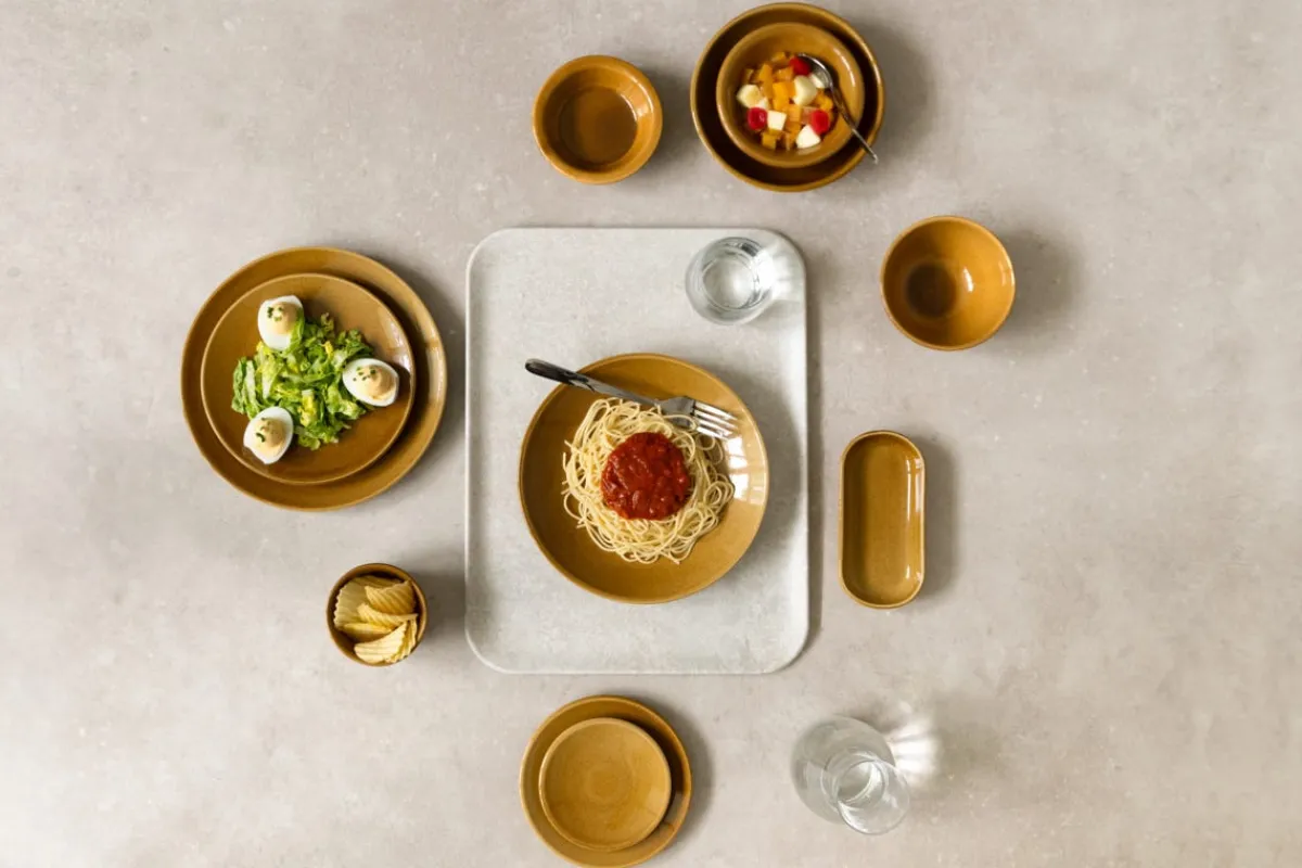 Assiette coupe plate caramel grès renforcé Ø 12 cm Twist - ESSENTIALS COLLECTION