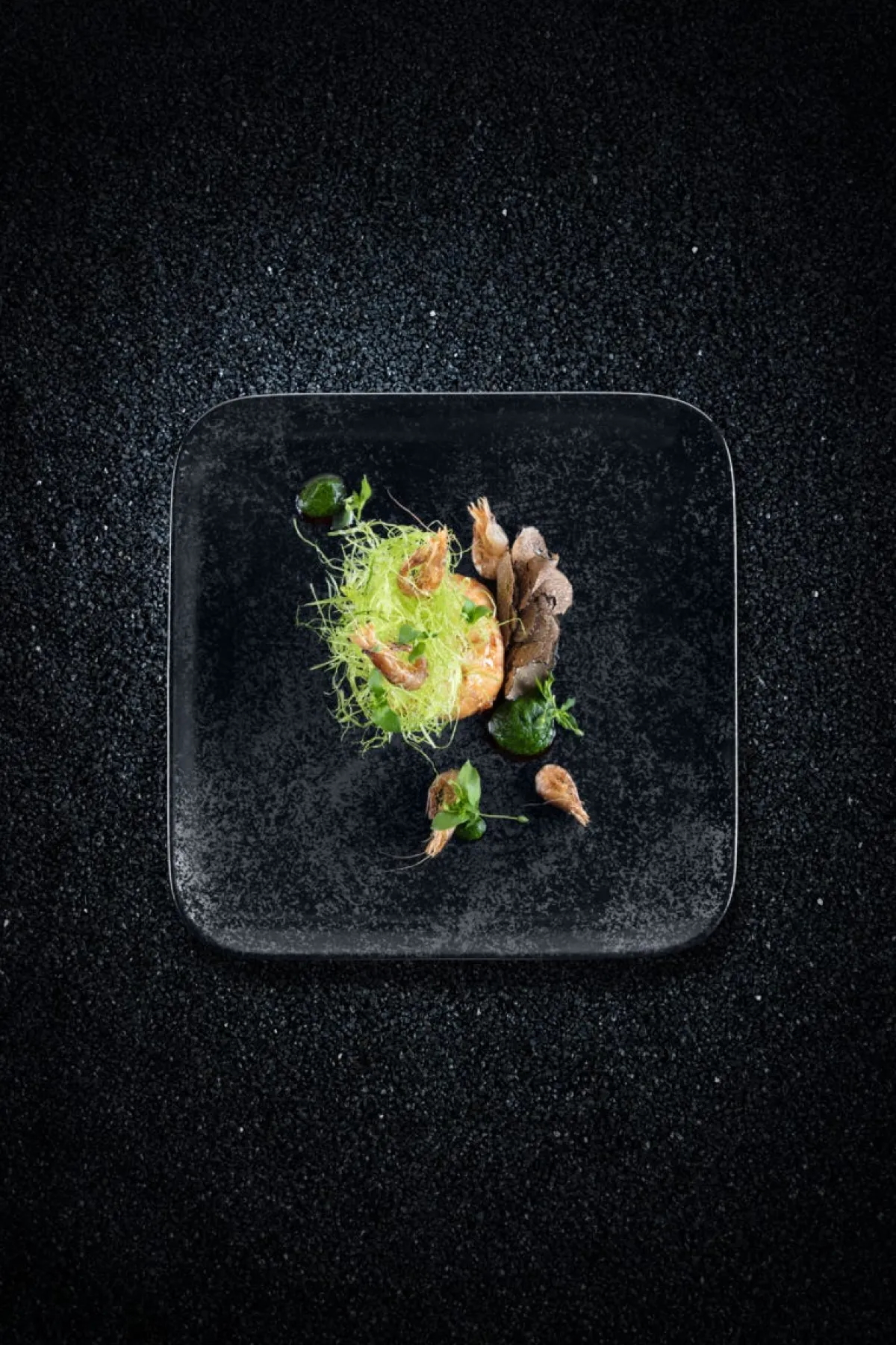 Assiette coupe plate carré noir porcelaine vitrifiée 11x11 cm Karbon - RAK New