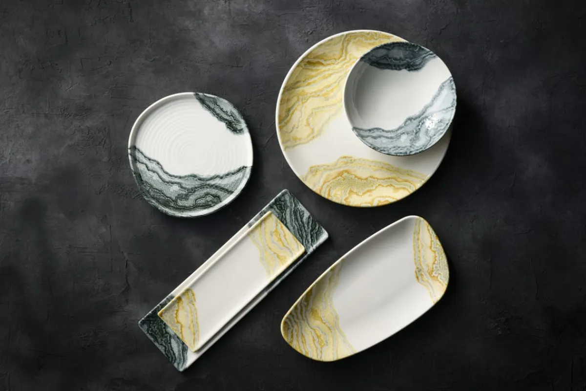Assiette coupe plate rectangulaire Black porcelaine vitrifiée 18x35 cm Tide - CHURCHILL Online