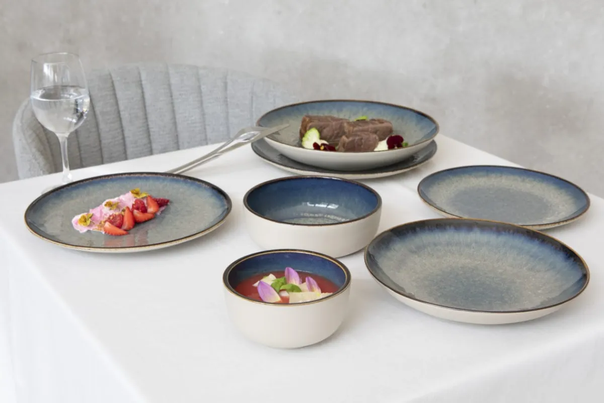 ACCOLADE Assiette coupe plate rond bleu foncé porcelaine Ø 24 cm Seablue Clearance