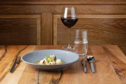 Assiette coupe plate rond gris porcelaine vitrifiée Ø 24 cm Shale - RAK Best