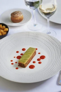 Assiette coupe plate rond ivoire porcelaine culinaire Ø 28,3 cm Arborescence - REVOL Online