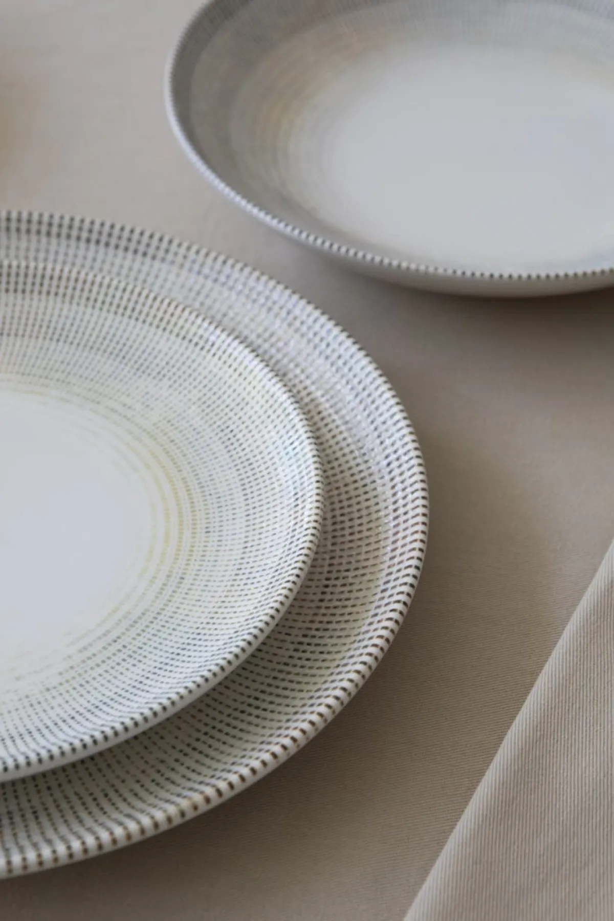 Assiette coupe plate rond porcelaine Ø 24 cm Cancun - ACCOLADE Clearance