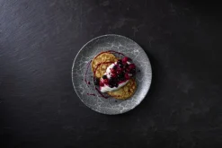 Assiette coupe plate rond Quartz Black porcelaine vitrifiée Ø 28,8 cm Kintsugi Reverse - CHURCHILL Hot