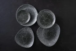 Assiette coupe plate rond Quartz Black porcelaine vitrifiée Ø 28,8 cm Kintsugi Reverse - CHURCHILL Hot