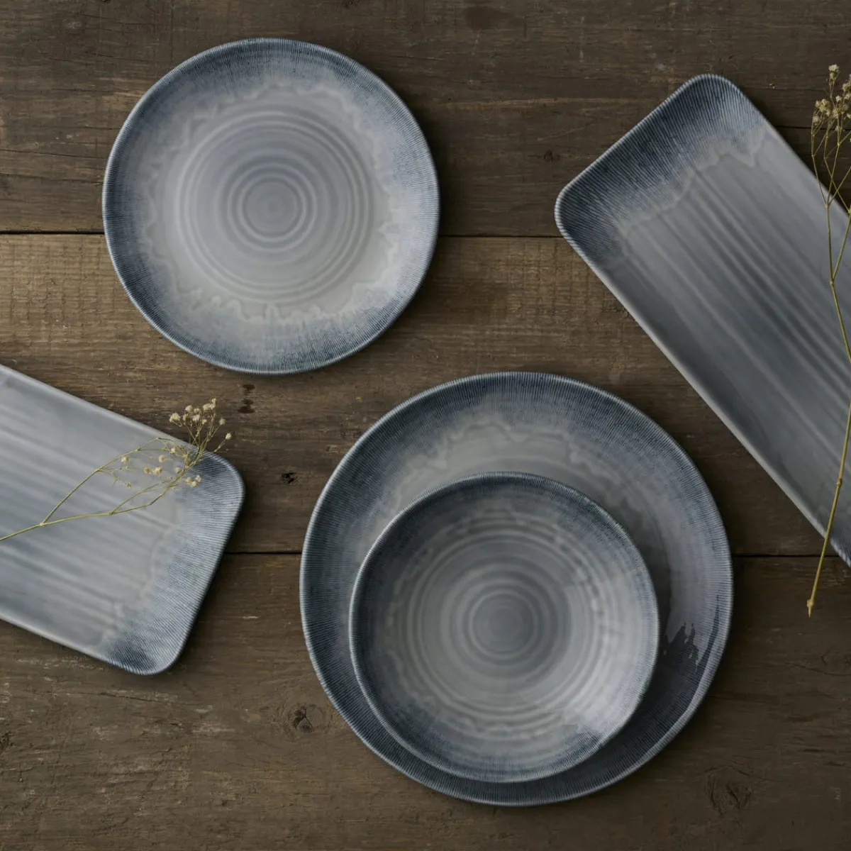 Assiette creuse organique gris porcelaine vitrifiée Ø 28 cm Harvest Flux - DUDSON Online
