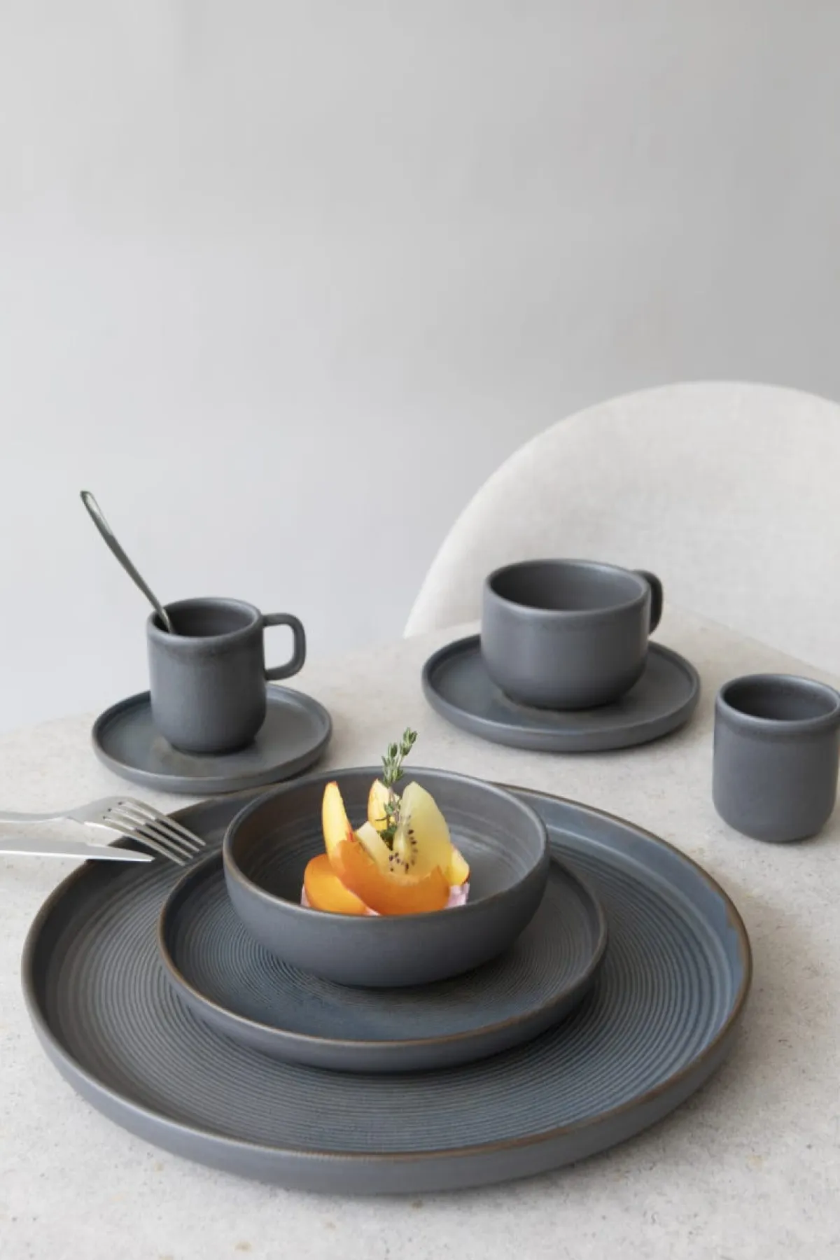 Assiette creuse rond grès émaillé Ø 22 cm Tornado - ACCOLADE Hot