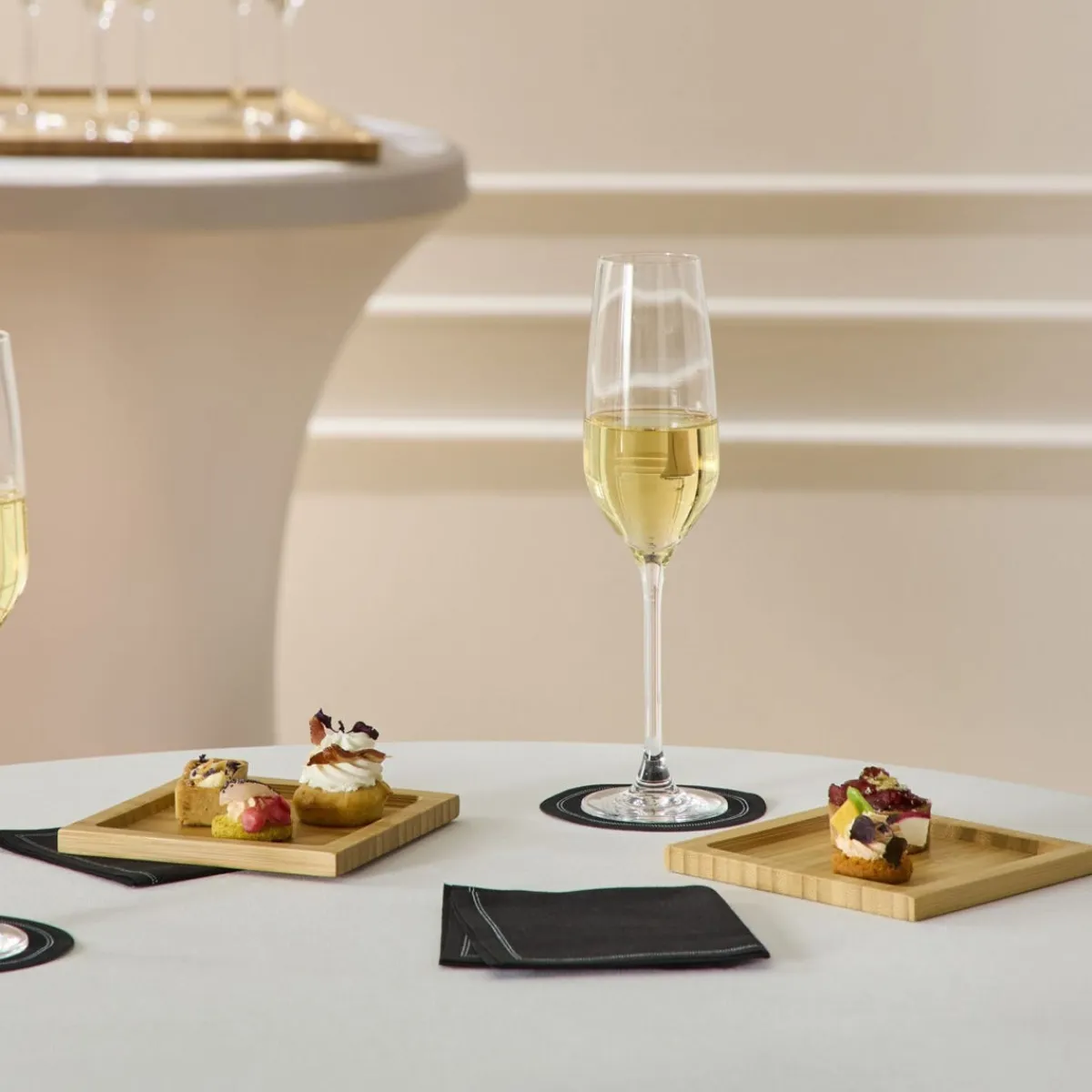 Assiette mignardises bambou Naturel 12x12 cm Oxstal (50 pièces) - EARTH ESSENTIALS Clearance