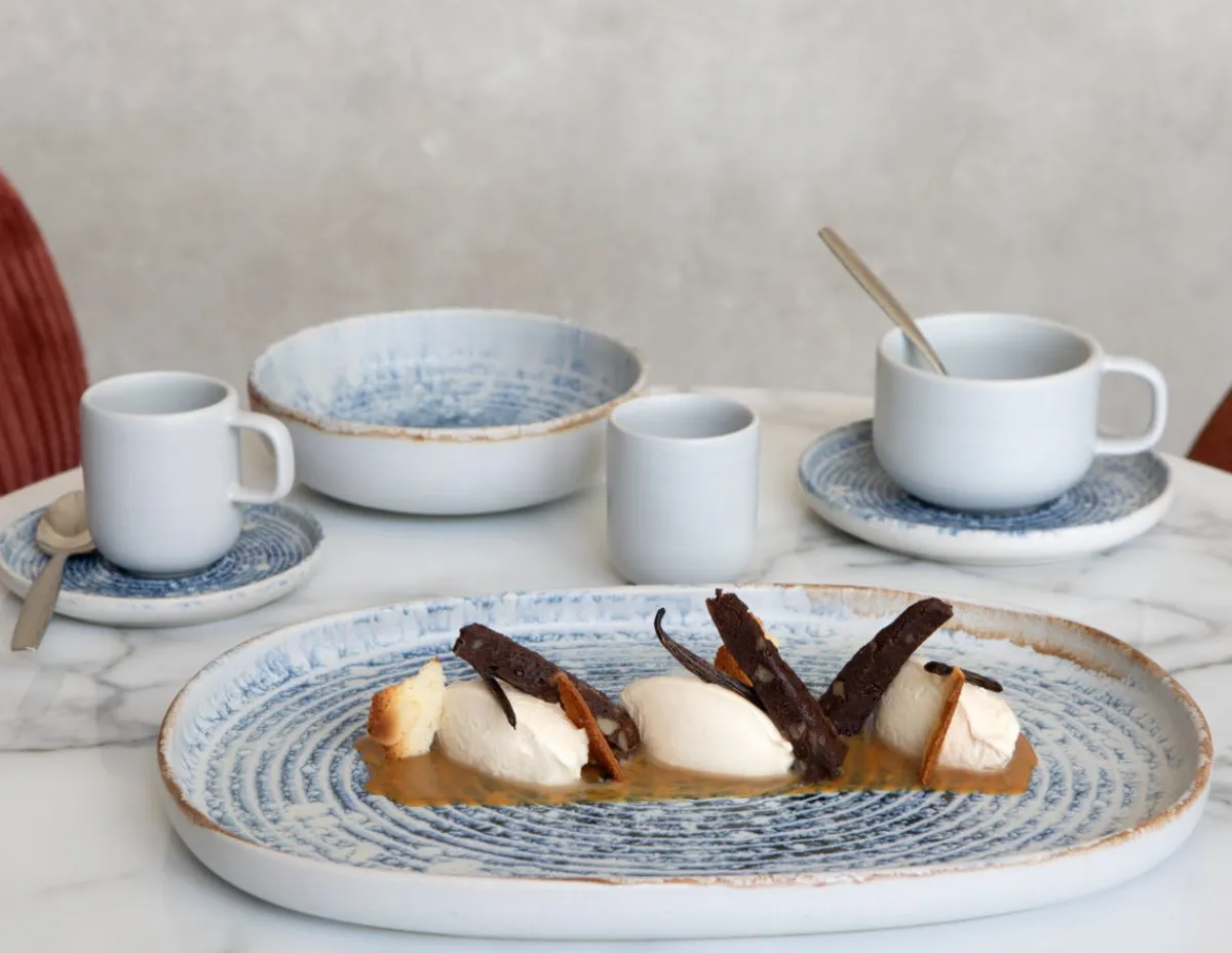 Assiette ovale bleu grès émaillé 33x22,5 cm Ice - ACCOLADE Clearance