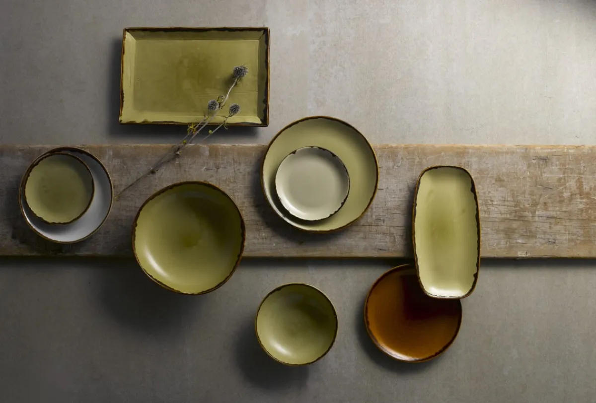 Assiette plate rectangulaire vert porcelaine vitrifiée 34,5x23,3 cm Harvest - DUDSON Clearance