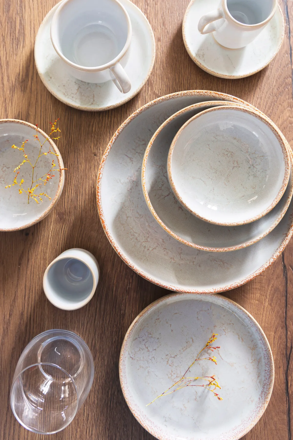 ACCOLADE Assiette plate rond beige grès émaillé Ø 28 cm Sand Outlet