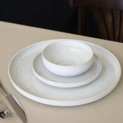 Assiette plate rond beige grès émaillé Ø 22 cm Aurora - ACCOLADE Best