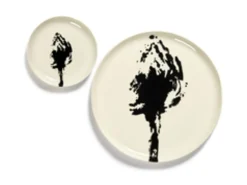 SERAX Assiette plate rond blanc artichaut noir grès émaillé Ø 19 cm Feast By Ottolenghi Outlet