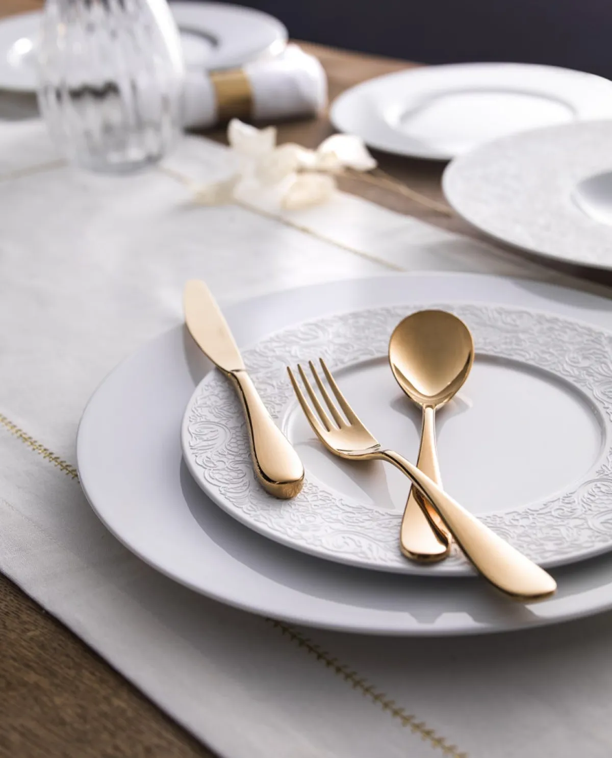 Assiette plate rond blanc porcelaine de limoges Ø 30 cm Collection L Couture - DEGRENNE