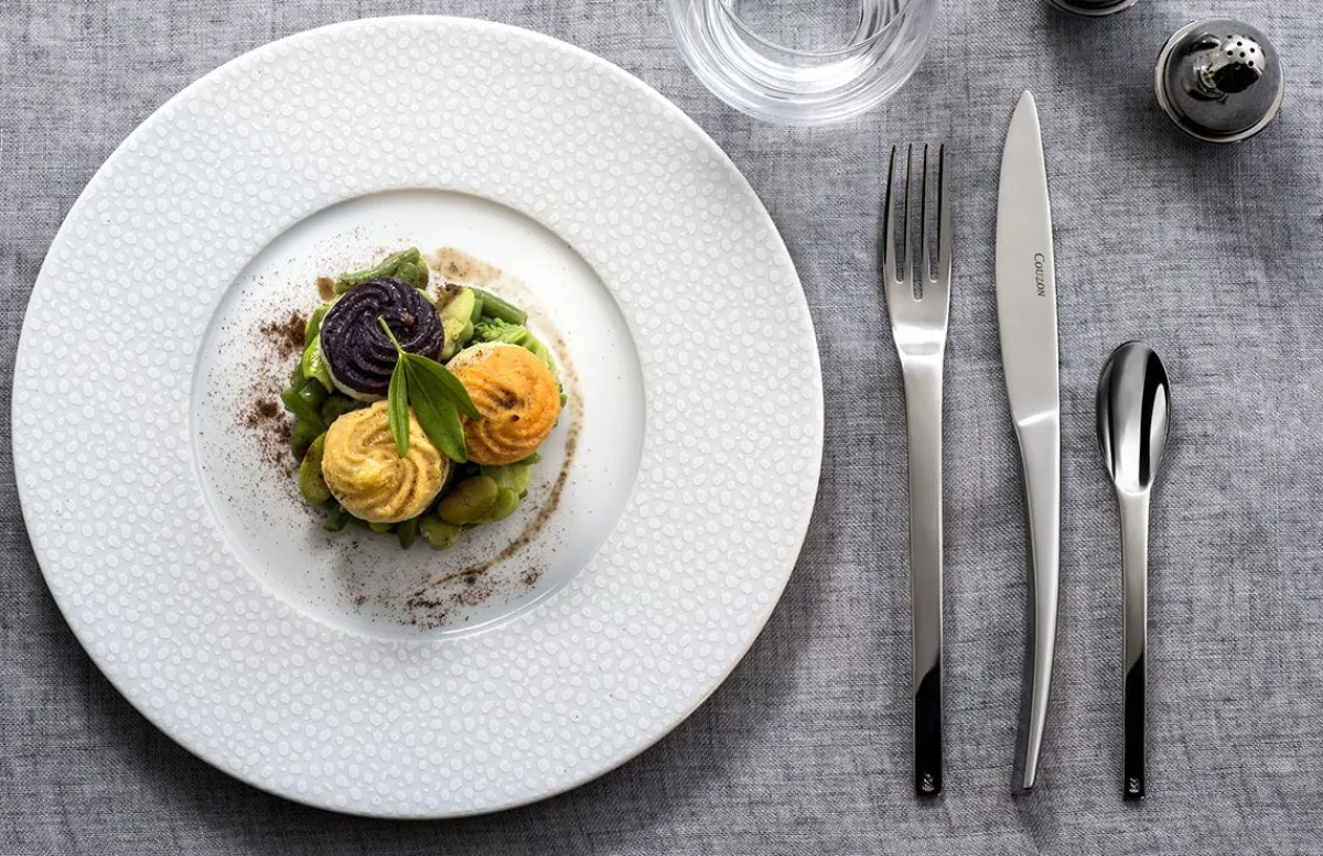 Assiette plate rond blanc porcelaine Ø 29 cm Baghera - MEDARD DE NOBLAT Outlet