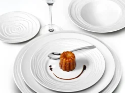 MEDARD DE NOBLAT Assiette plate rond blanc porcelaine Ø 27,5 cm Onde