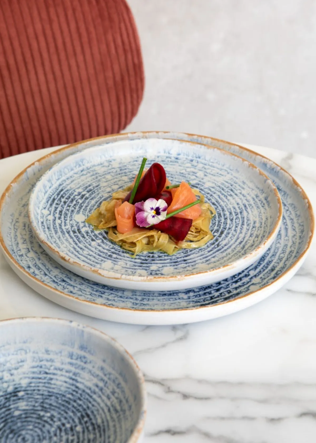 ACCOLADE Assiette plate rond bleu grès émaillé Ø 22 cm Ice Hot