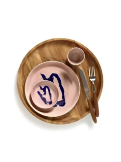 Assiette plate rond delicious pink poivron noir grès émaillé Ø 22,5 cm Feast By Ottolenghi - SERAX New