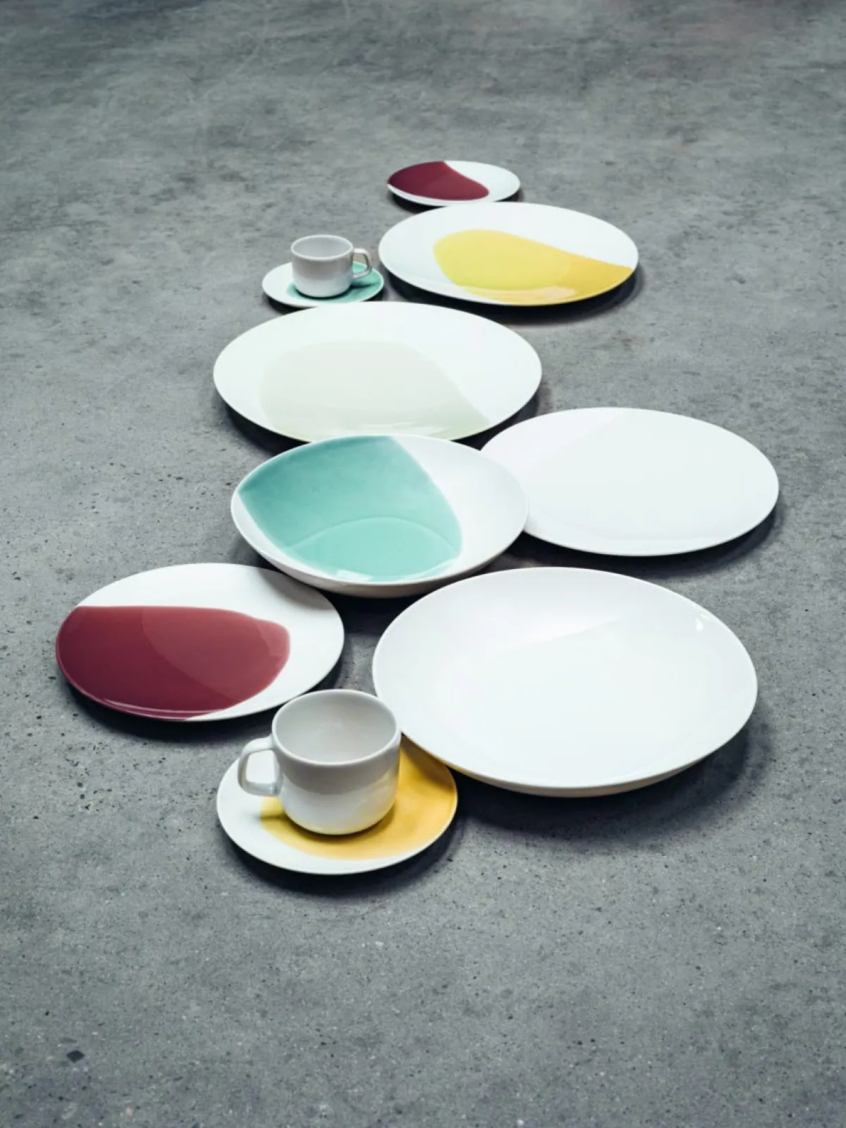 Assiette plate rond Safran porcelaine culinaire Ø 26 cm Confluence - REVOL Discount