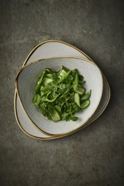 CHURCHILL Assiette plate triangulaire raw grey porcelaine vitrifiée 26,5x26,5 cm Stonecast Raw