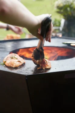 Brasero acier 80,3x80,3x102,3 cm Nestor - BARBECOOK Sale
