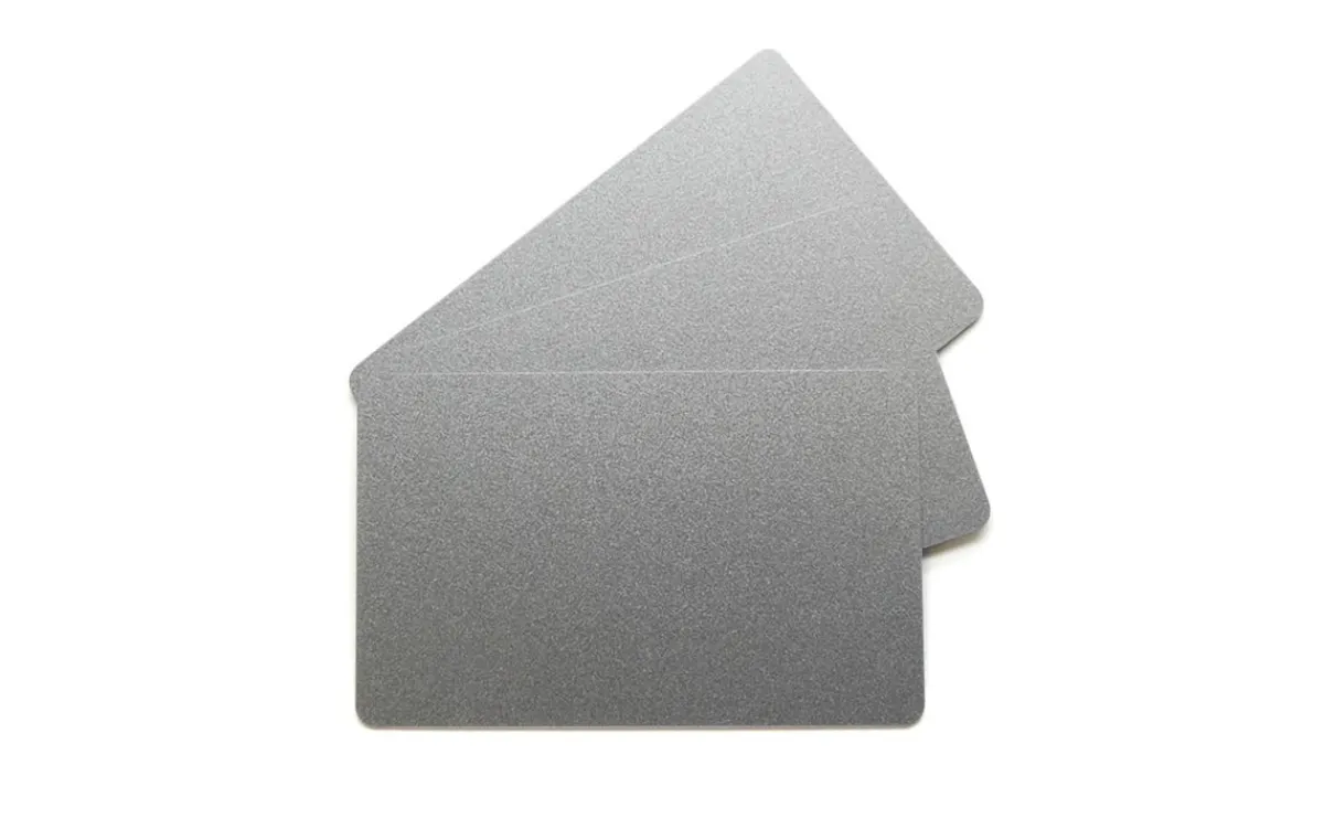 Carte PVC rectangulaire argent 86x54 mm (100 pièces) - EDIKIO