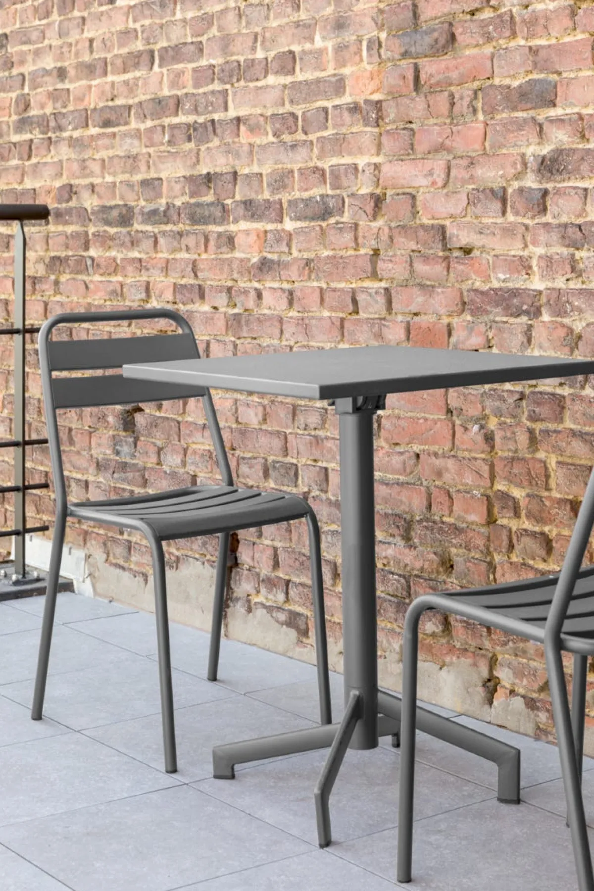 Chaise gris anthracite 82x44x51 cm Bastille - FLEXMOB Outlet