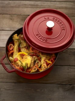 STAUB Cocotte avec couvercle fonte d'acier Sans revêtement Avec couvercle Ø 20 cm 14,5 cm 2,2 L Outlet