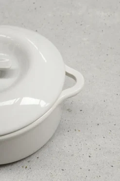 Cocotte avec couvercle rond Blanc albâtre porcelaine culinaire Ø 26 cm Bombance - REVOL