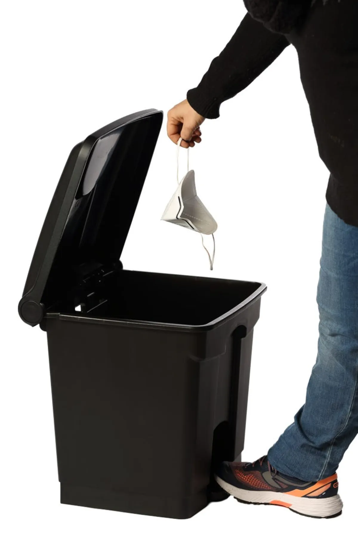 Collecteur à pédale antibactérien et antimicrobien plastique 30 L noir - PROBBAX Discount