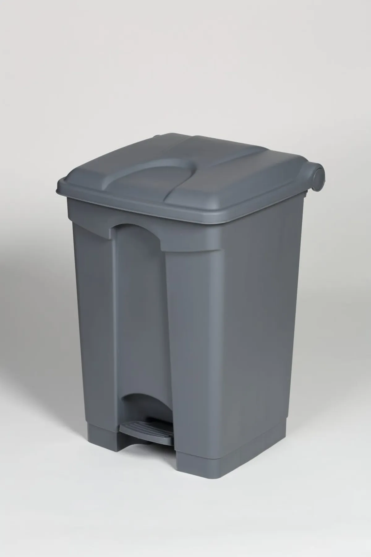 Collecteur à pédale plastique 45 L gris - PROBBAX Hot