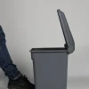Collecteur à pédale plastique 30 L gris - PROBBAX