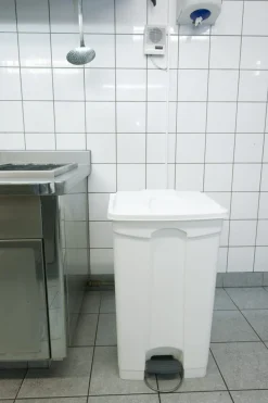Collecteur à pédale plastique 90 L blanc - PROBBAX Clearance