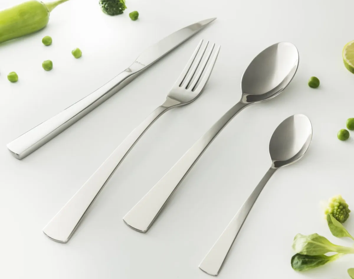 PRO.MUNDI Couteau à dessert monobloc cranté 19,5 cm Izia Clearance