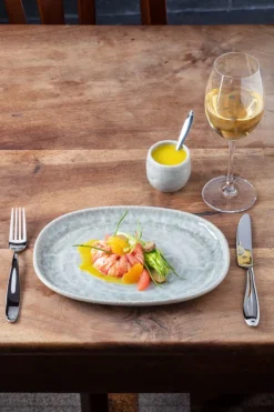 Couteau de table monobloc 23,8 cm Anna - RAK Discount