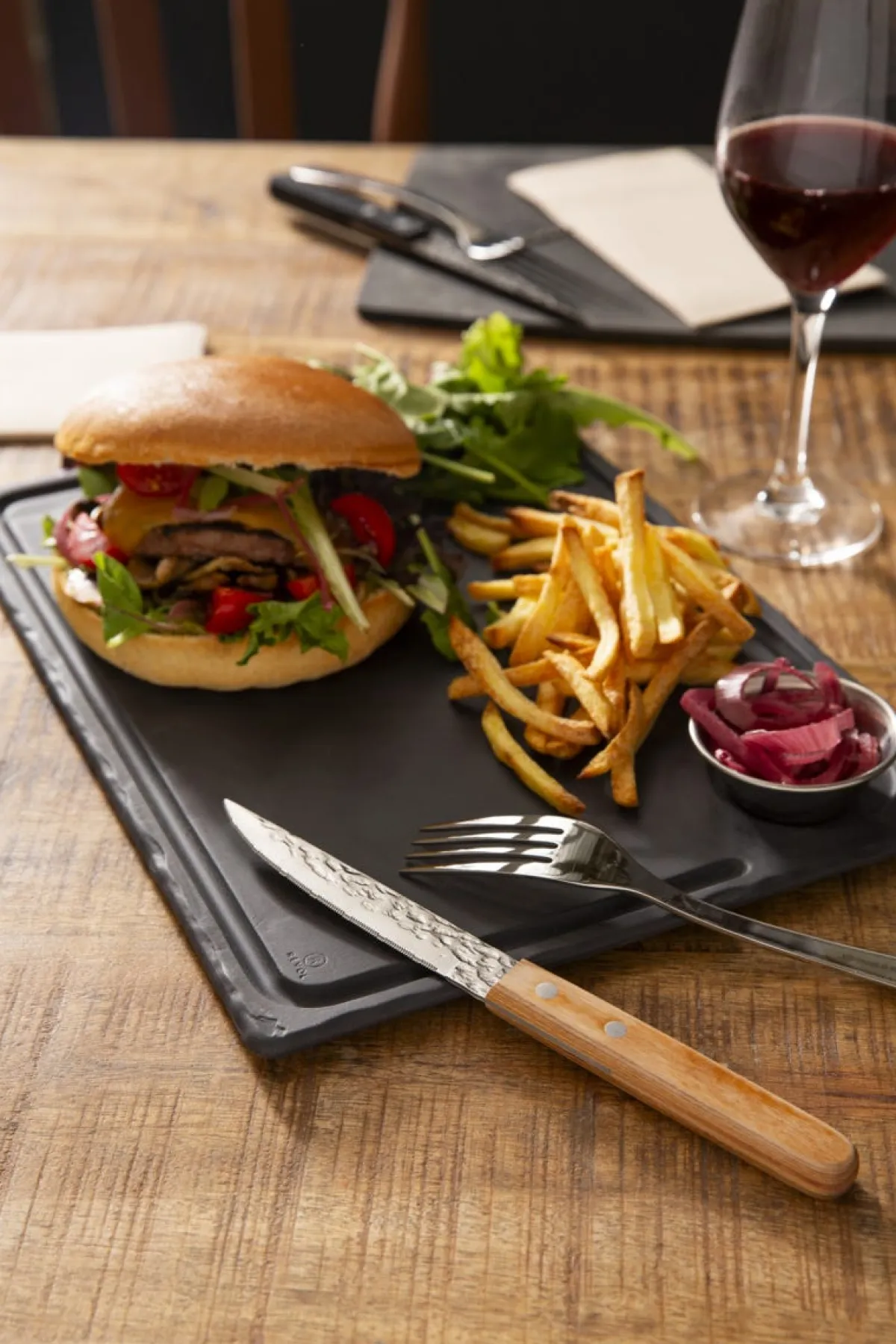 Couteau à steak 21 cm Elite - PRO.MUNDI Online