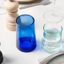 Gobelet forme basse bleu verre recyclé 25 cl Lily - PRO.MUNDI Best