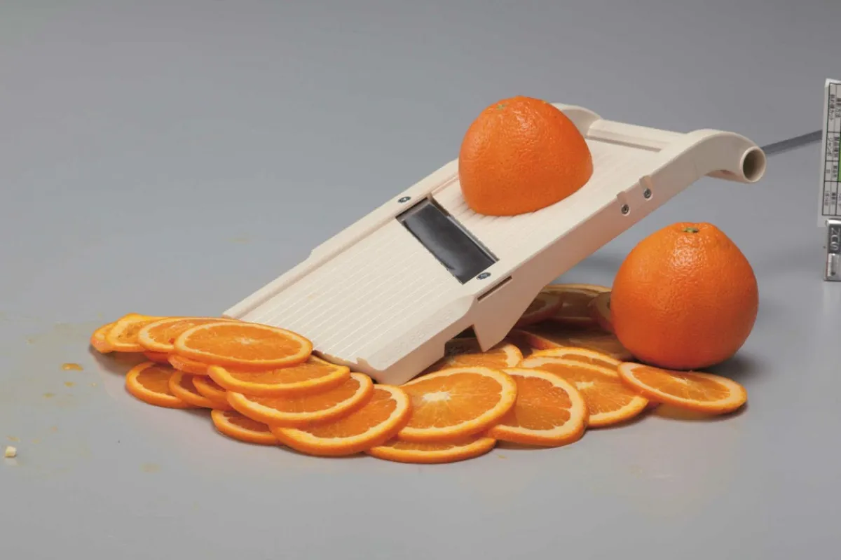 Mandoline japonaise ABS 36,5x14,5x4 cm - L.TELLIER Outlet