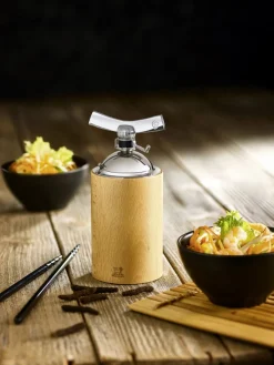 Moulin à poivre Ø 7,7 cm 13 cm Isen - PEUGEOT SAVEURS Hot