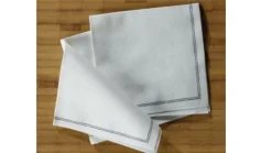 Paquet 25 serviettes cocktail blanc coton 20x20 cm pliée en 4 Oxstal - PRO.MUNDI Online