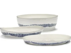 SERAX Plat rond blanc swirl - stripes bleu grès émaillé Ø 30 cm Feast By Ottolenghi Hot