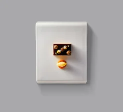 Plat surélevé rectangulaire ivoire porcelaine 32 cm Shared - RAK Outlet