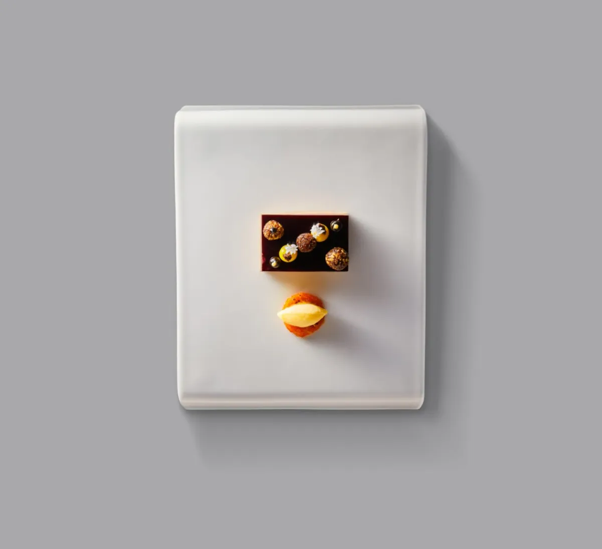 RAK Plat surélevé rectangulaire ivoire porcelaine 25 cm Shared Clearance