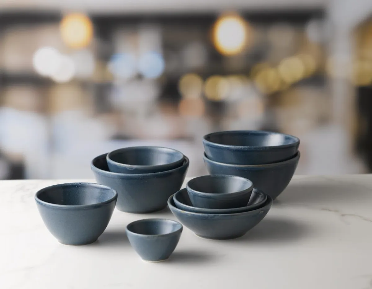 Pot conique Andorra Green porcelaine vitrifiée Ø 10 cm Nourish Andorra - CHURCHILL Outlet